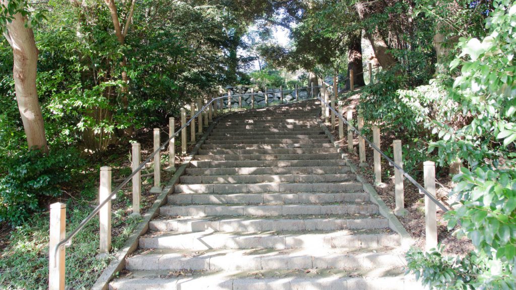 Treppen zum Schloss in Fukuoka Japan