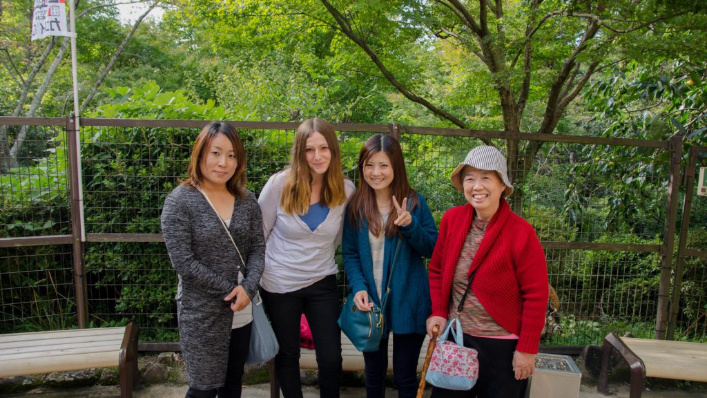 Lustiges Frauentrueppchen in Miyajima Japan