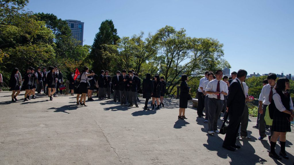 Warteschlangen beim Schloss in Hiroshima Japan