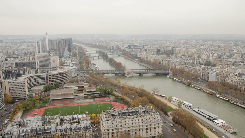 West-Aussicht vom Eiffelturm in Paris